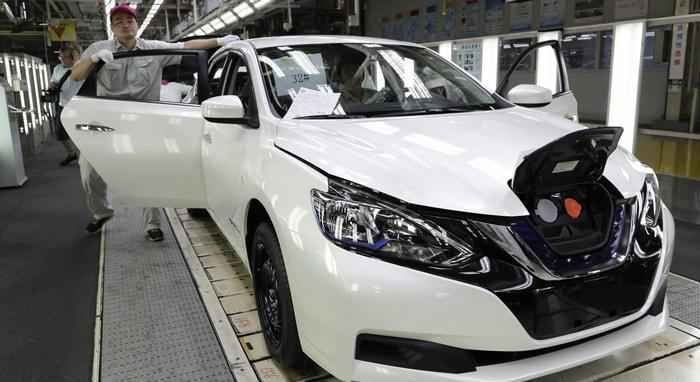 Nissan lanza su primer coche eléctrico económico en China