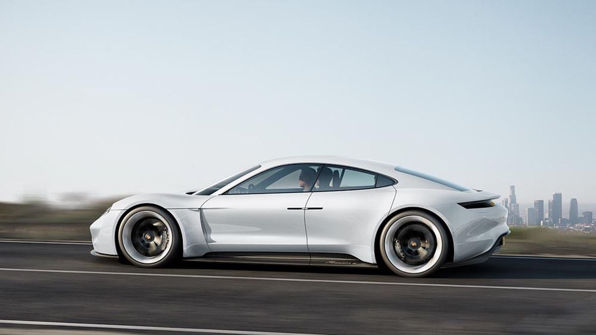 Porsche afirma que "lo que ha hecho Tesla es realmente asombroso"