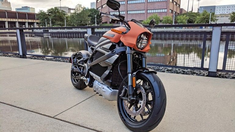 Harley-Davidson muestra la LiveWire, su primera moto eléctrica, en su configuración final