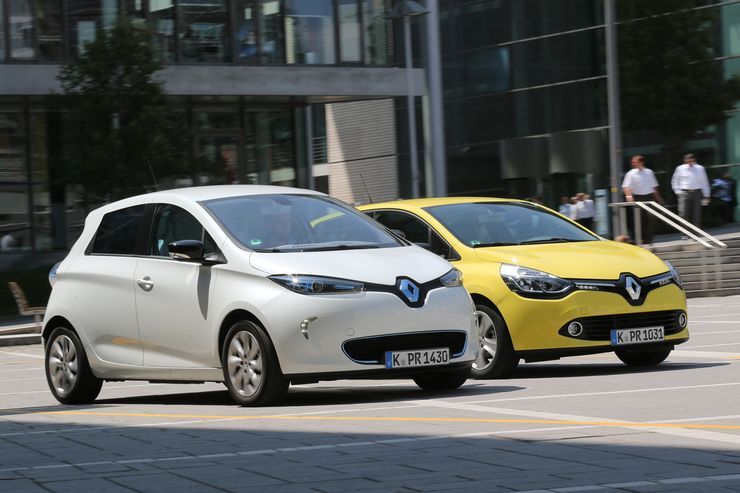 Hoy sube la electricidad en España, ¿cómo queda el coste operativo de un coche eléctrico frente a un diésel y un gasolina?