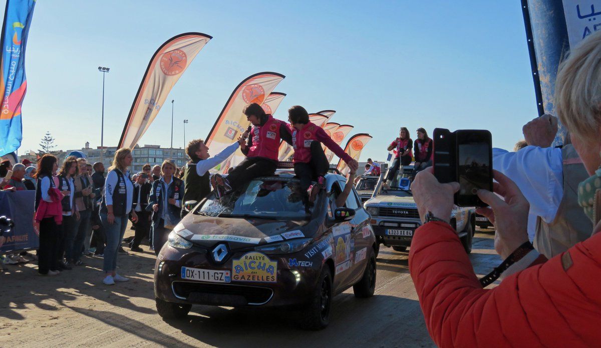 El Renault ZOE muestra su buen rendimiento en dos competiciones de larga distancia: el "Rallye Aïcha des Gazelles" y "The Green Expedition"