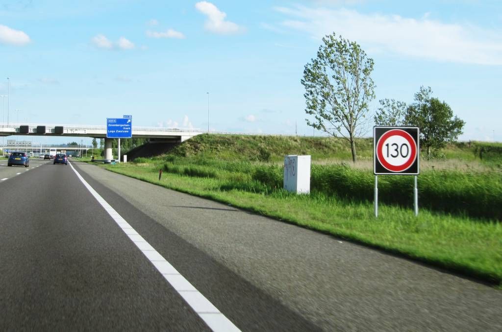 Los coches eléctricos podrán circular a 130 km/h por la autovías de Austria