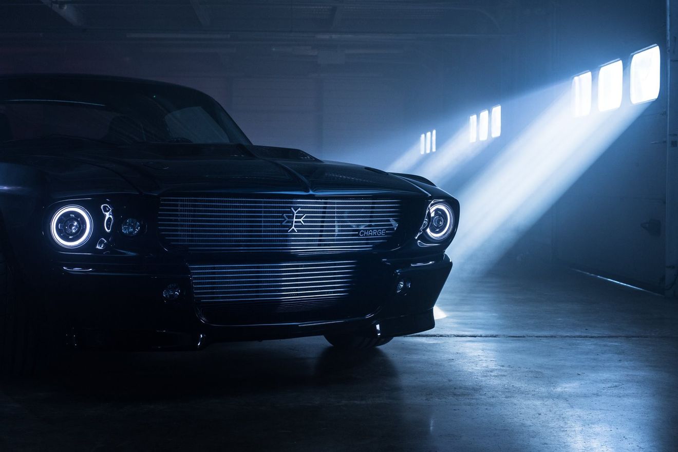 Abiertas las reservas del Mustang Sixties. 100% eléctrico, 300 kW de potencia, 64 kWh de batería, y todo por 230.000 euros