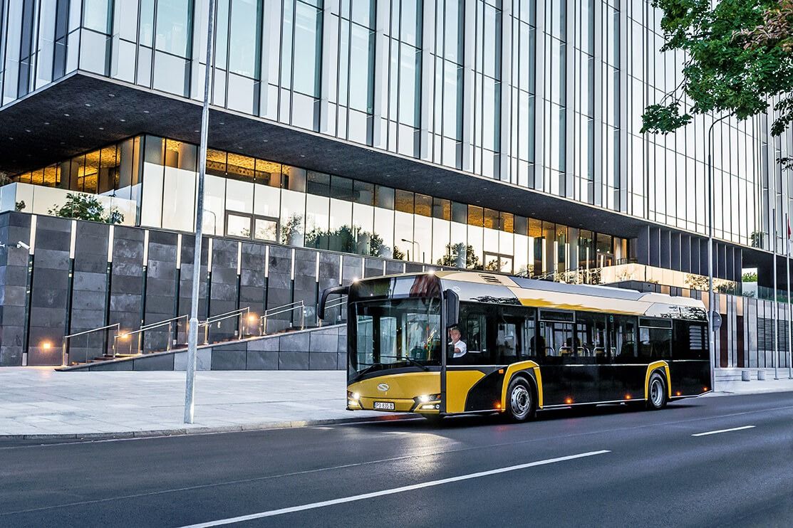 Solaris presenta su nueva gama de autobuses híbridos y eléctricos