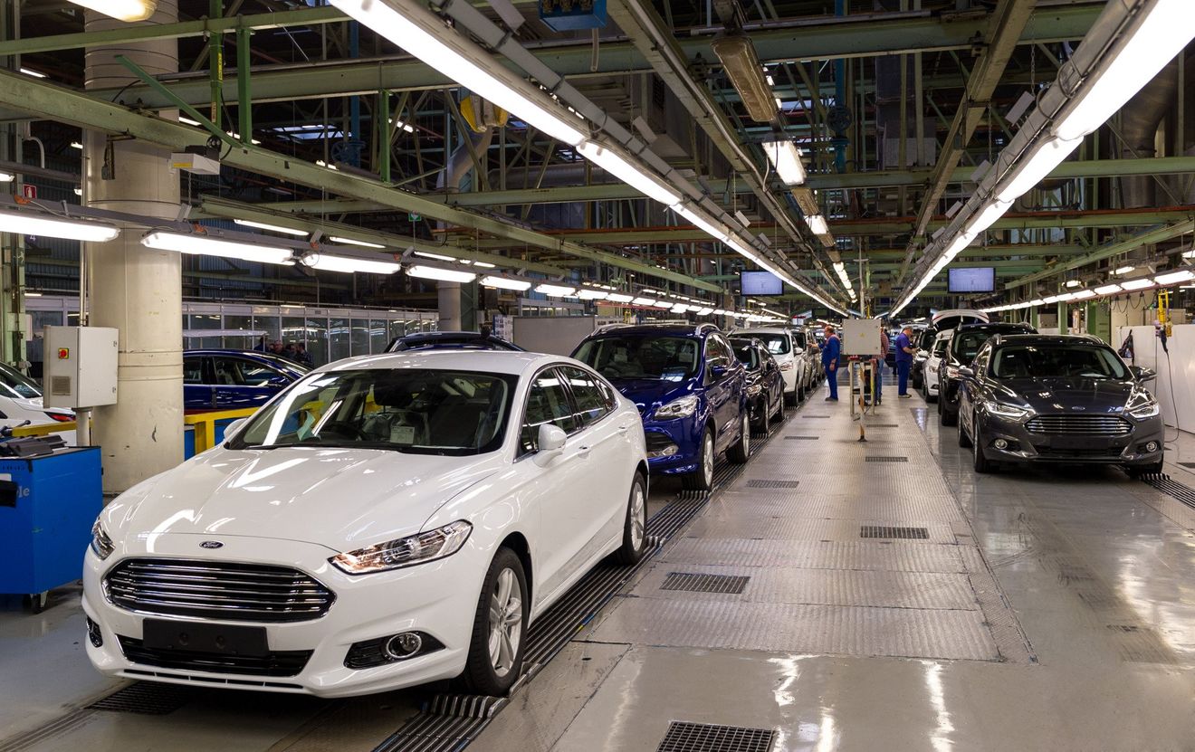 La fábrica de Ford en Almussafes producirá un nuevo motor híbrido y más baterías para el mercado europeo