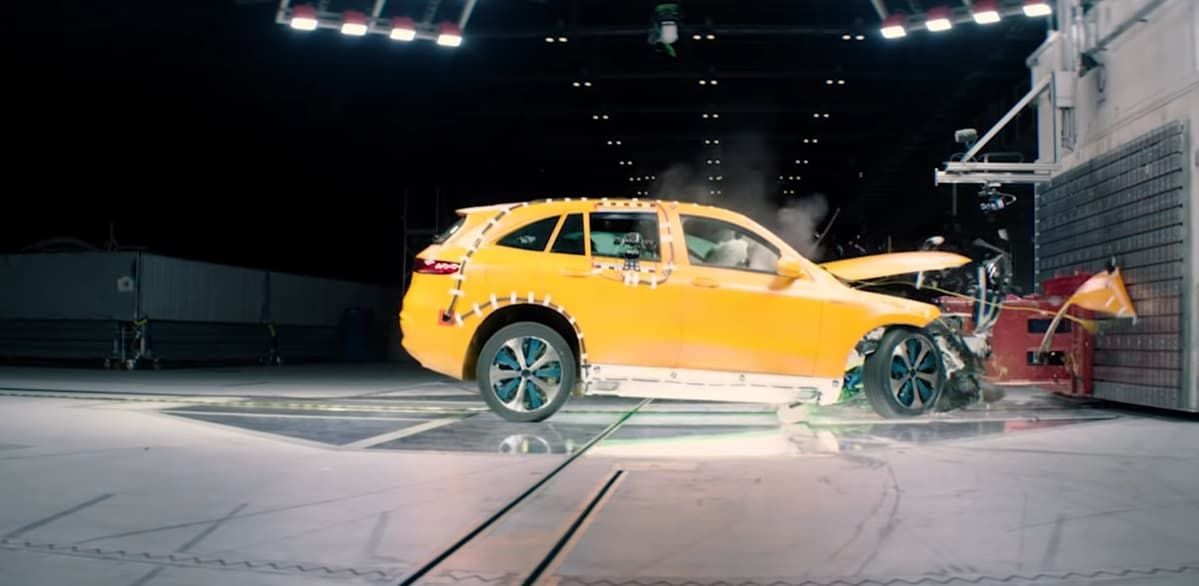 Mercedes-Benz hace públicos los resultados del crash test del EQC, su próximo SUV eléctrico