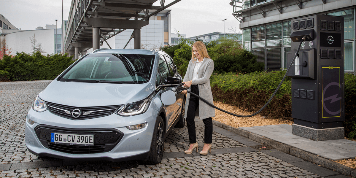 Opel va a instalar 1.300 puntos de recarga de coches eléctricos en la ciudad de Rüsselsheim