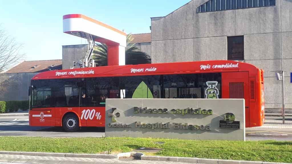 Entra en funcionamiento la primera línea de autobuses eléctricos de Irún