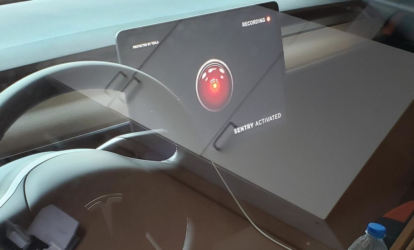 Tesla permitirá visualizar en directo las imágenes captadas por las cámaras del Autopilot en su app