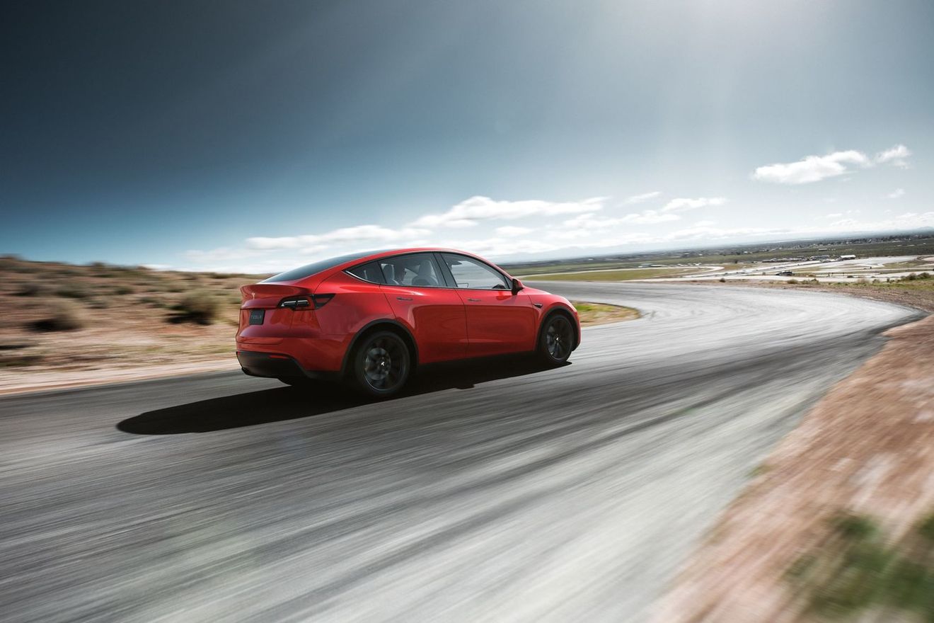 El Tesla Model Y de 7 plazas comenzará sus entregas antes de lo esperado