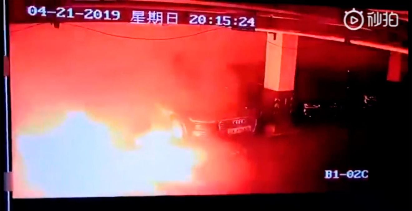 Un Tesla Model S explota en Shanghái y reabre el debate público. ¿Son los coches eléctricos propensos a incendiarse?