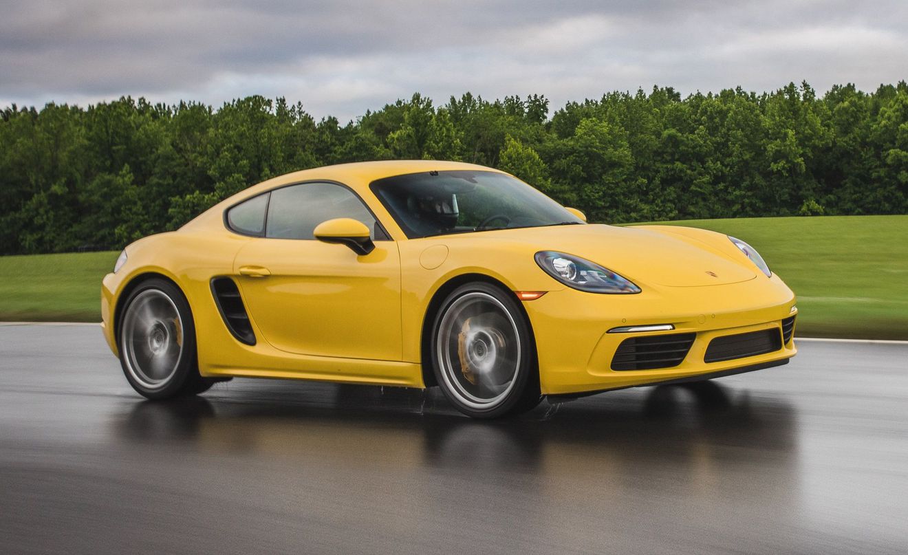 Los próximos Porsche Cayman y Boxster tendrán versiones híbridas y eléctricas