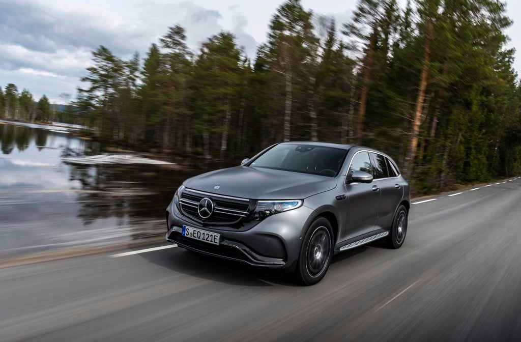 Mercedes-Benz logra cumplir los límites de emisiones europeos in extremis gracias al aumento en ventas de sus modelos enchufables