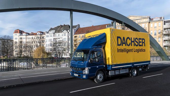 La producción de camiones eléctricos no es capaz de cumplir con la demanda de empresas de transporte como Dachser