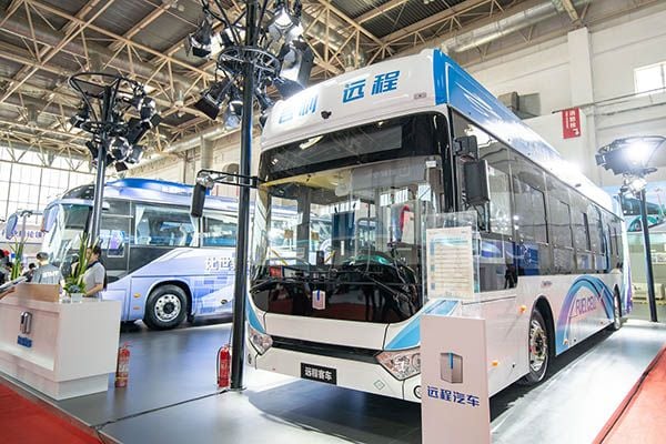 Geely presenta un nuevo autobús de pila de combustible de hidrógeno