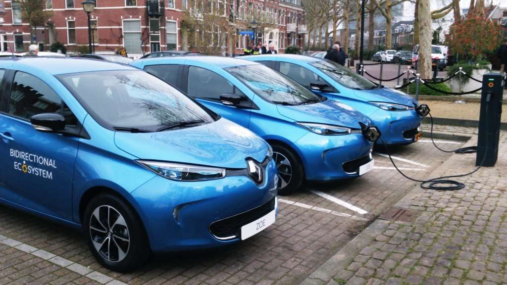 Renault presenta en el EVS de Lyon el un sistema V2G para el ZOE. Hasta 7 kW en corriente alterna e instalado en el vehículo