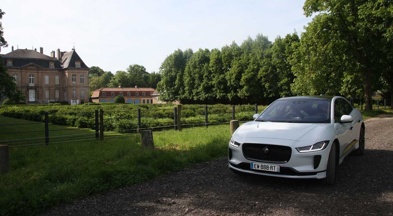 ¿Sirve el Jaguar I-Pace para realizar viajes de larga distancia? Este vídeo nos lo aclara