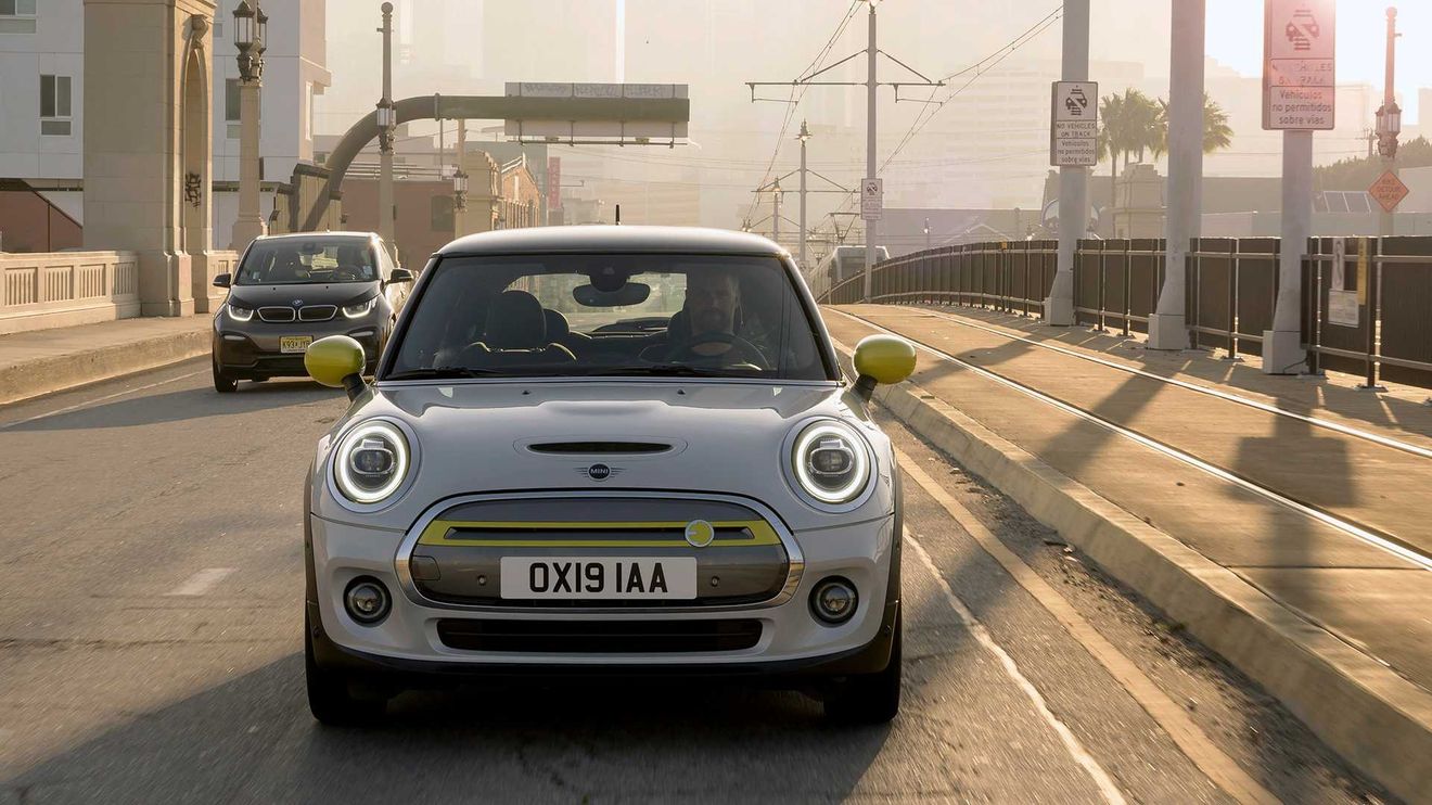 El MINI Cooper SE anuncia apenas 177 kilómetros de autonomía bajo el ciclo de homologación americano EPA