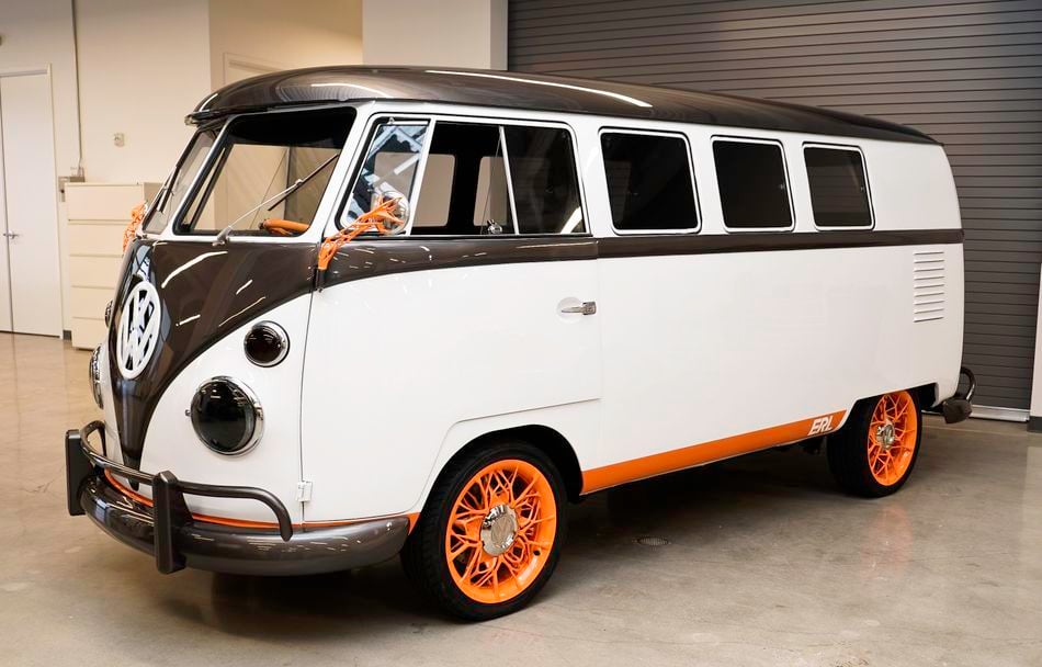 El famoso Volkswagen Bus de 1962 vuelve en forma de coche totalmente eléctrico