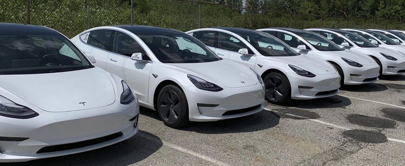 Esta flota de 10 Tesla Model 3 está dispuesta a demostrar la valía del modelo como taxi