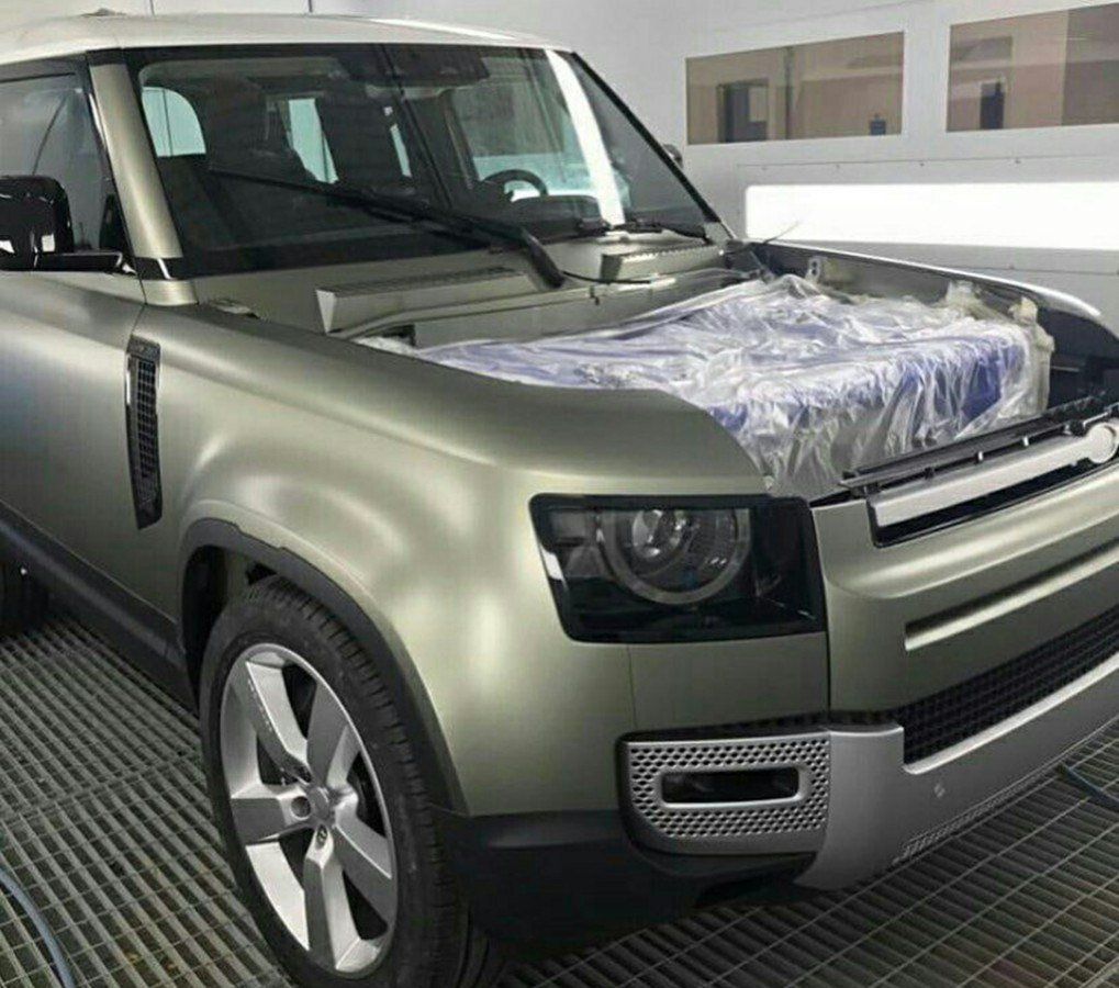 Se filtra el nuevo Land Rover Defender, que contará con una versión híbrida enchufable