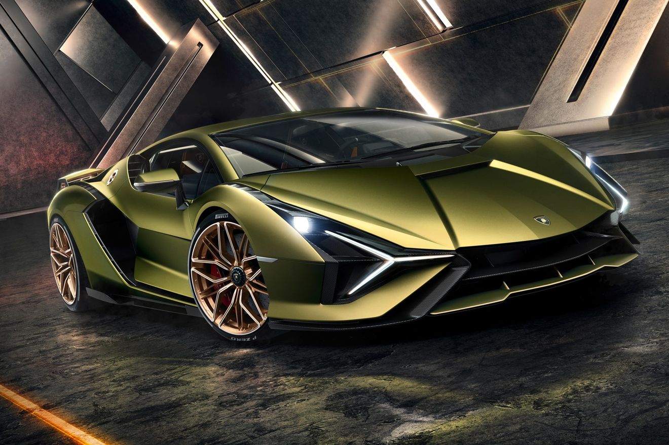 Lamborghini priorizará los híbridos enchufables y los combustibles sintéticos frente a la electrificación total