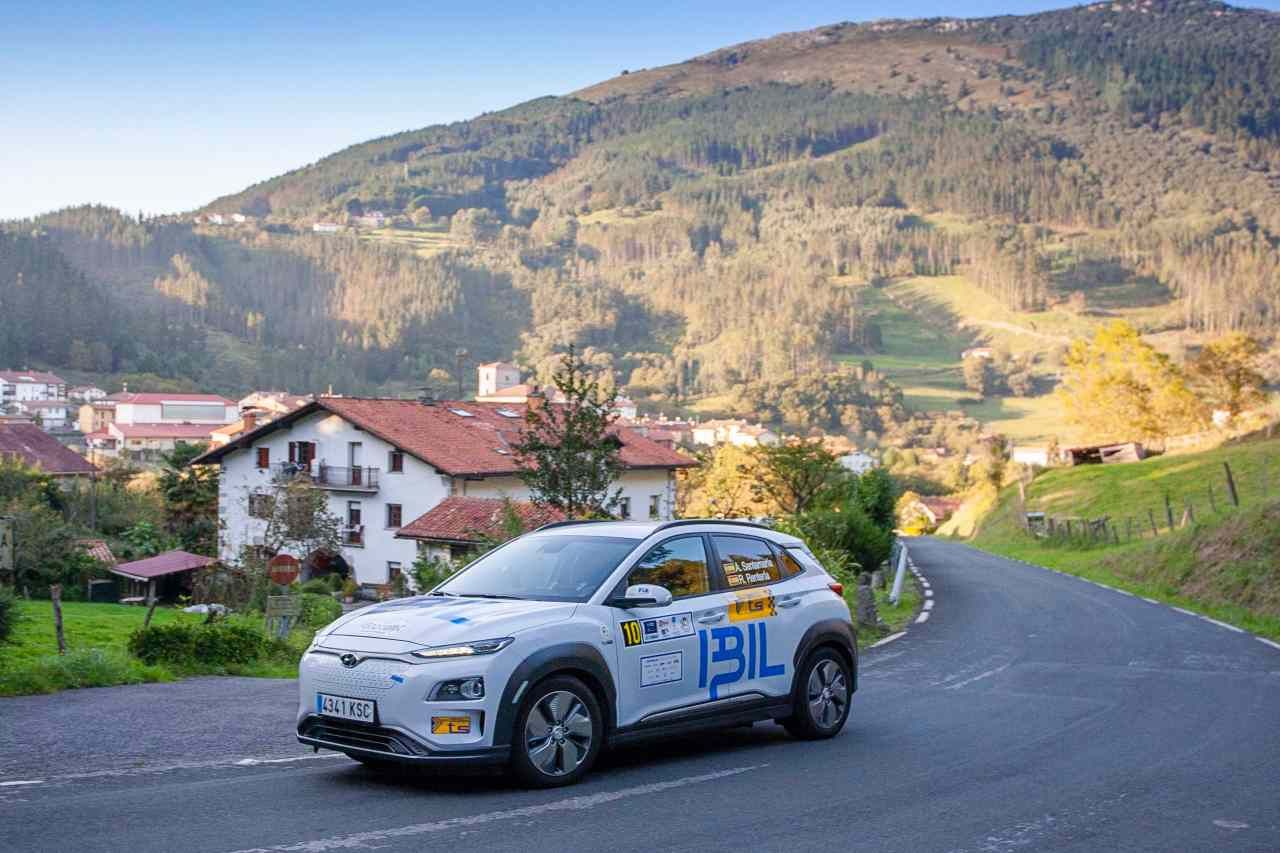 El Hyundai Kona eléctrico logra la victoria en el I Eco Rallye de Bilbao