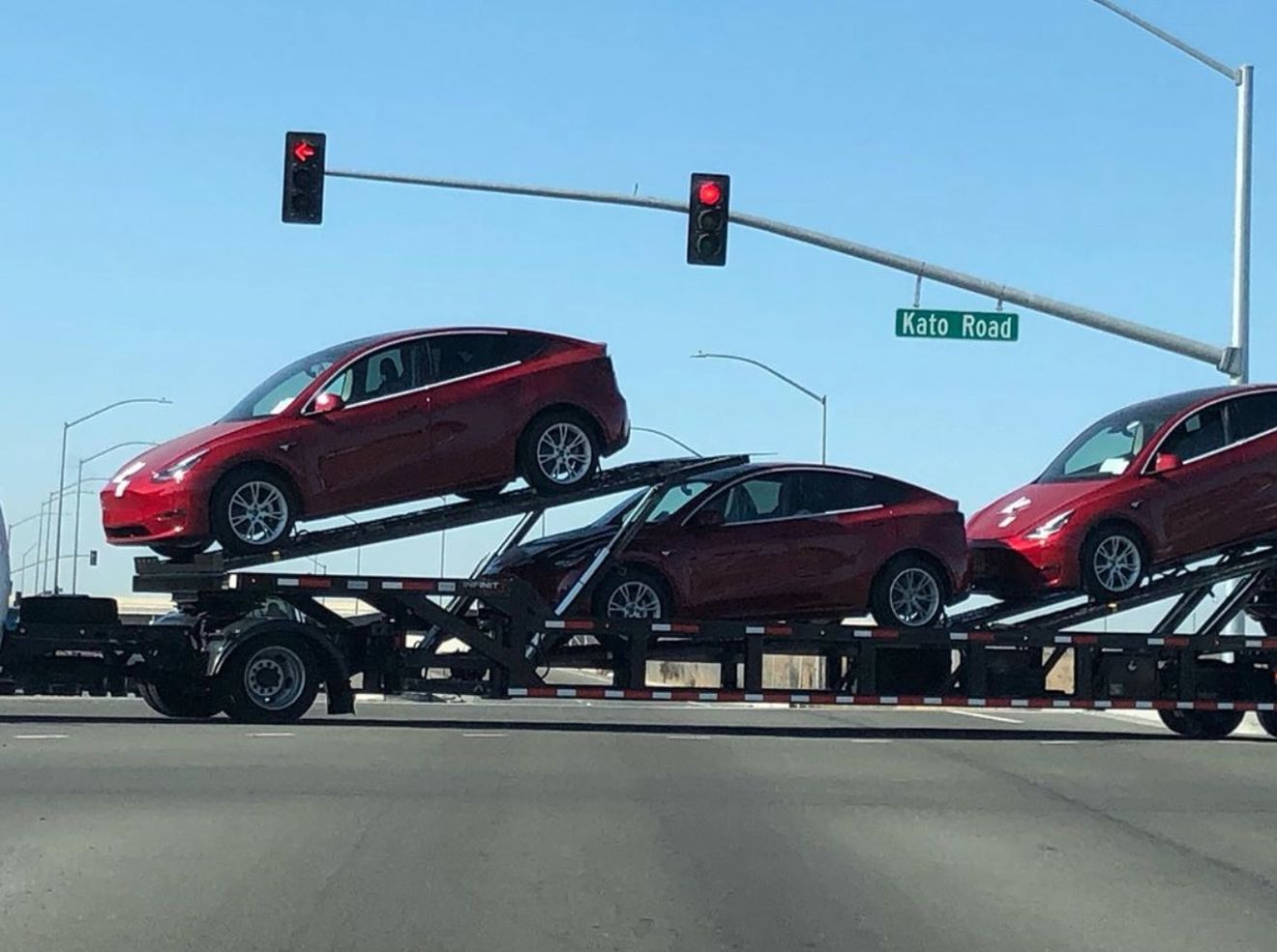 Tesla acelera la producción de las unidades pre-serie del Model Y