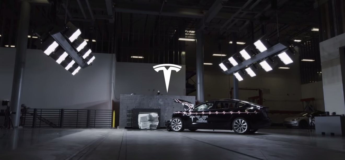 Tesla nos muestra su Crash Lab, el laboratorio en el que prueba la seguridad de sus coches eléctricos