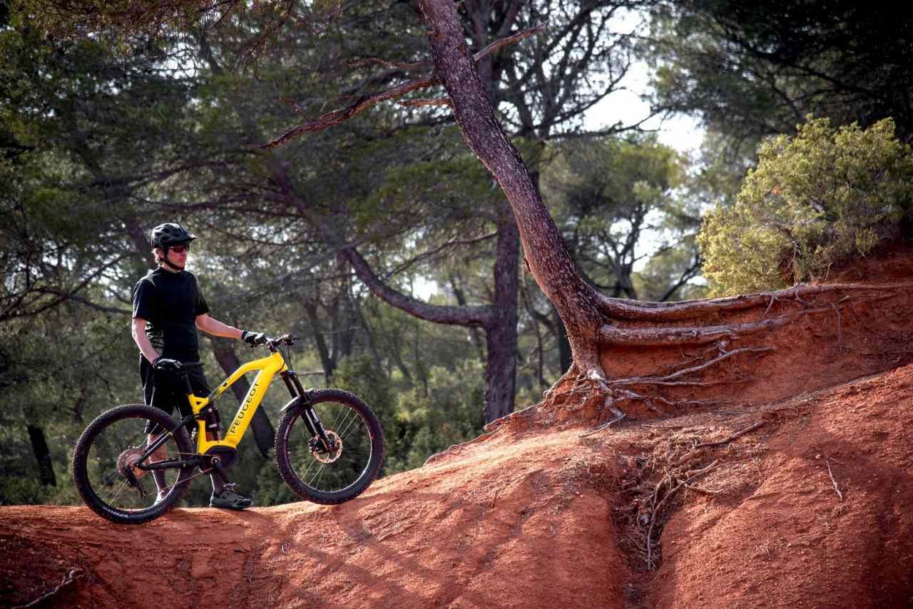 Peugeot eM02 FS PowerTube. Una bicicleta eléctrica con más autonomía que algunos coches eléctricos