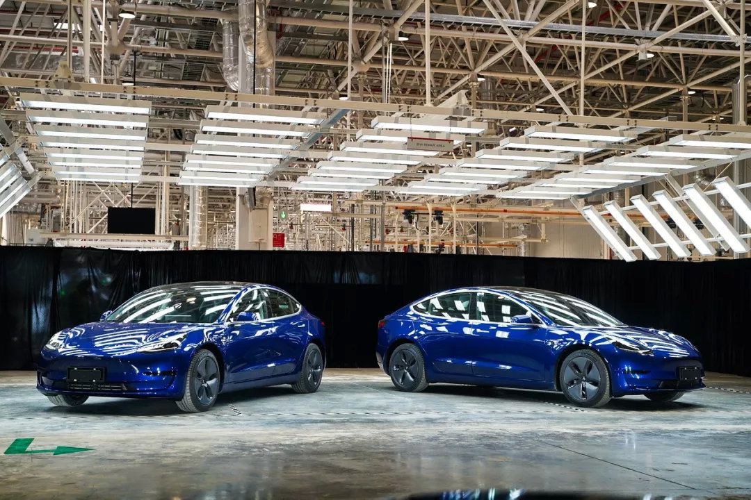 Tesla recupera el ritmo del 100% de producción en Shanghái