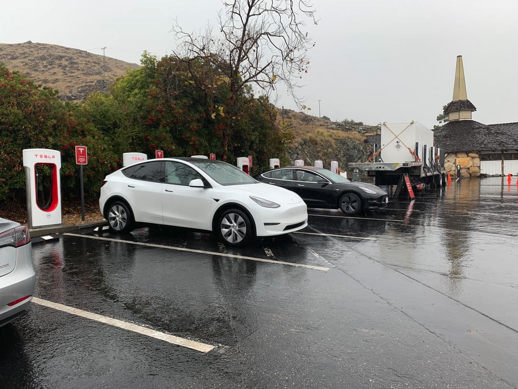 Se multiplican los avistamientos del Tesla Model Y, que ultima su llegada al mercado