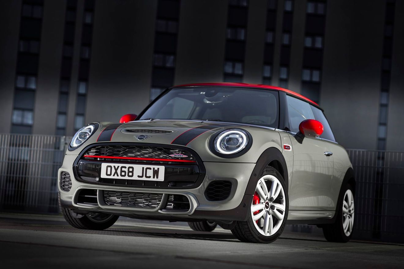 MINI estudia convertir sus modelos deportivos John Cooper Works en coches eléctricos, pero se muestra preocupada por su falta de sonido