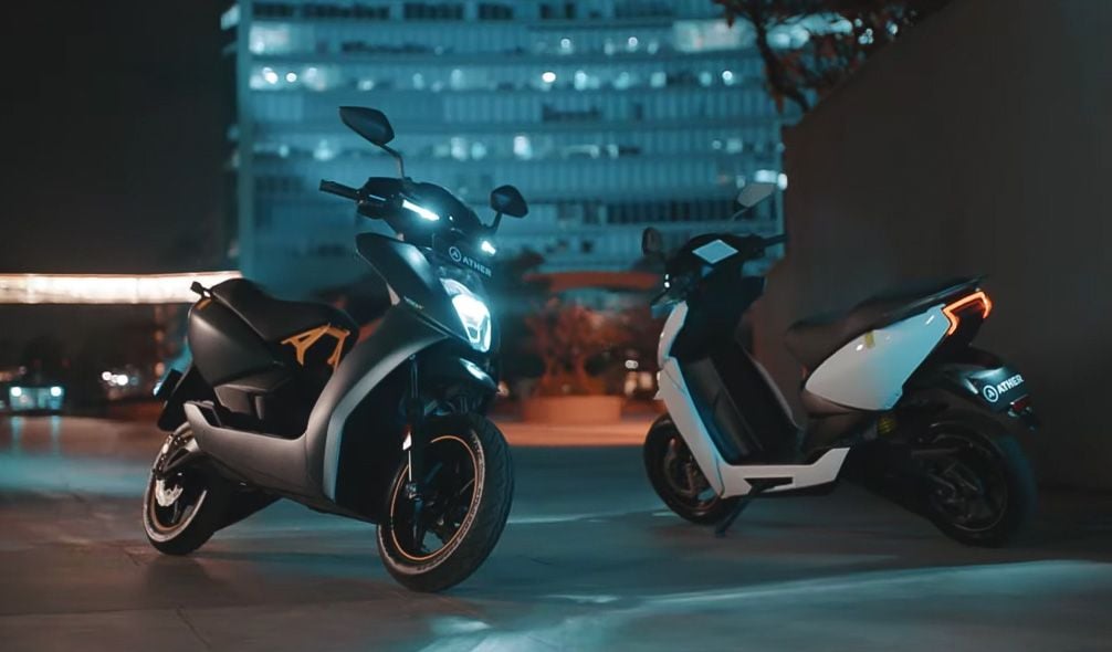 Ather 450X. Un scooter eléctrico e inteligente con 85 km de autonomía y por solo 1.900 euros