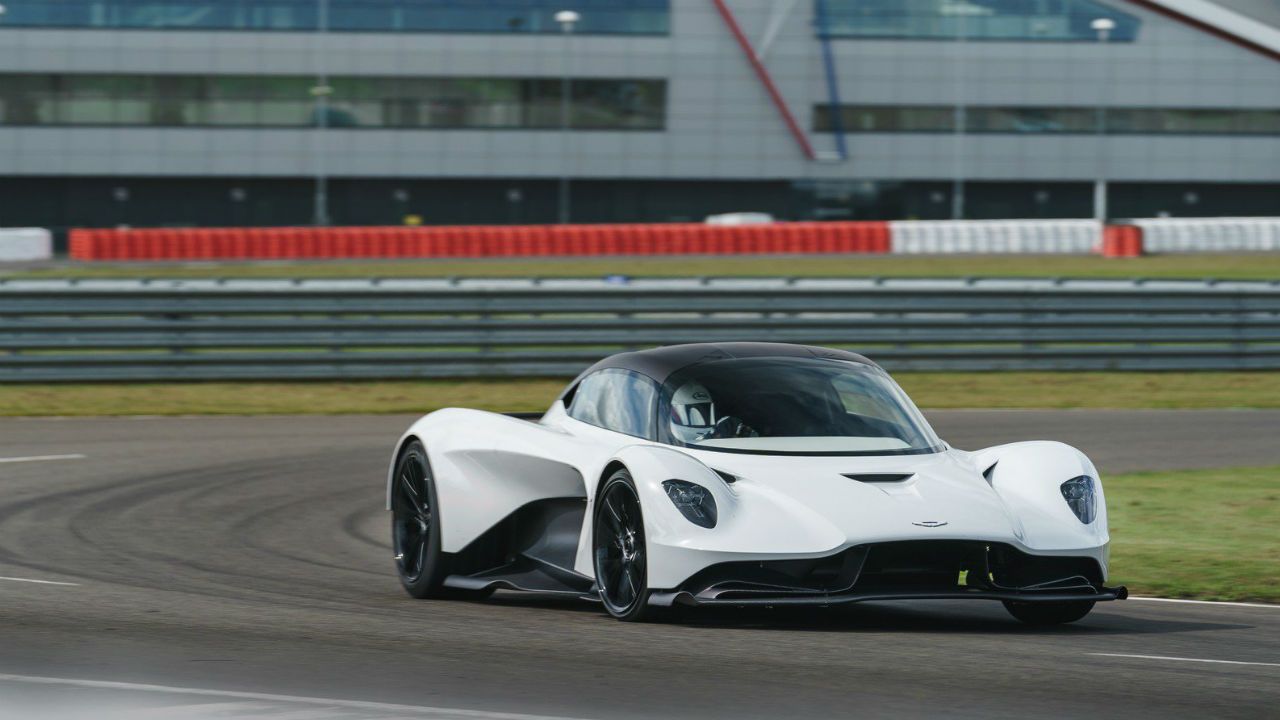 Aston Martin se electrificará más rápidamente gracias a la tecnología de Mercedes-Benz