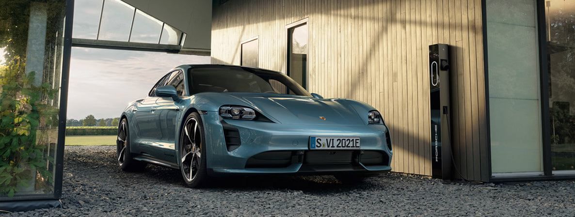 Porsche afirma que Tesla no es un rival directo para ellos