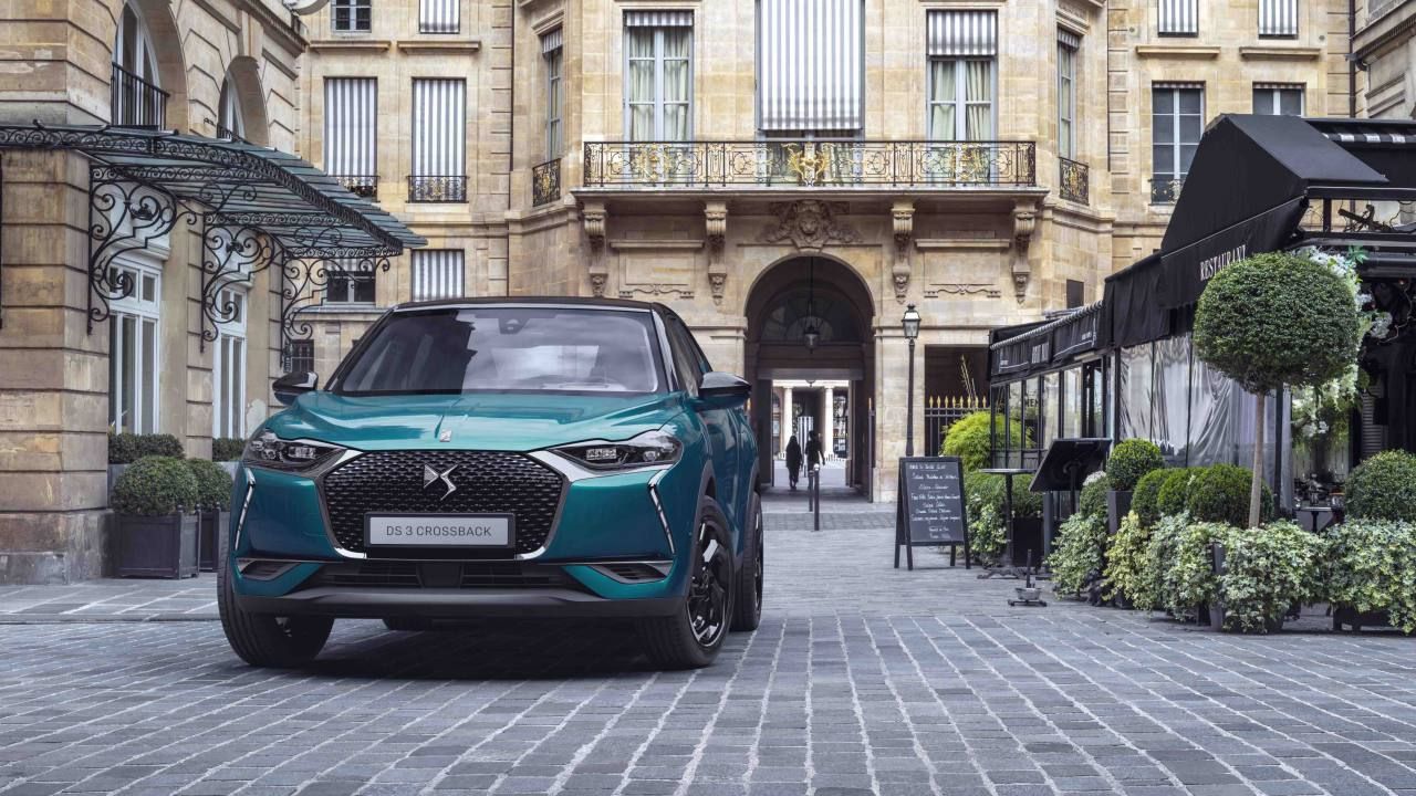 ¿Qué autonomía logra el DS 3 Crossback E-TENSE a 90 km/h y 120 km/h?