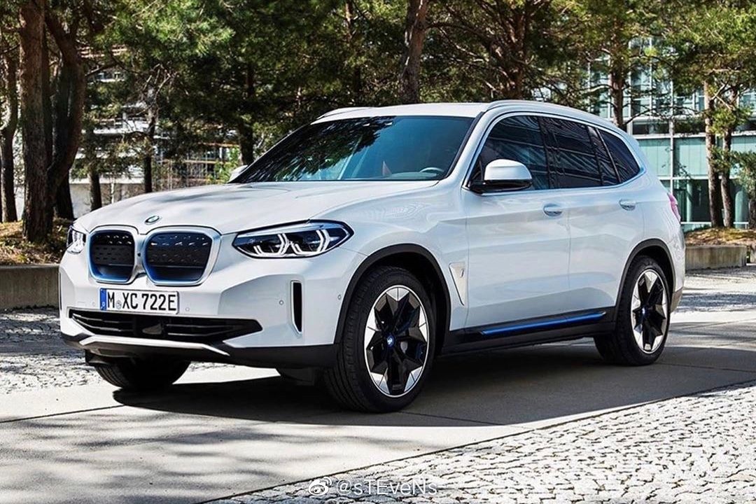 El SUV eléctrico BMW iX3 se acerca a los 320 km de autonomía en las primeras pruebas