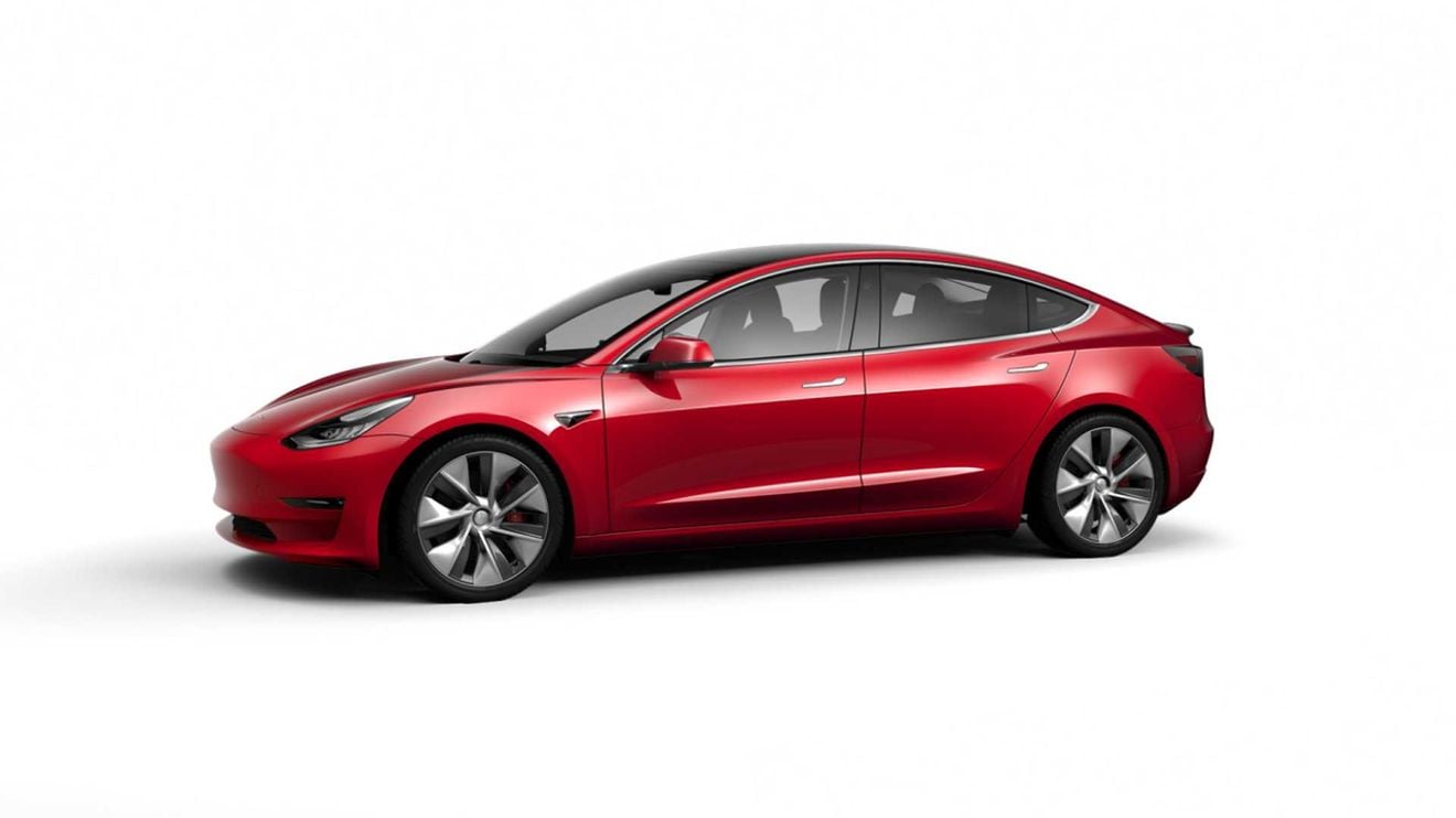 Tesla presenta los Model 3 Long Range RWD y Performance fabricados en China