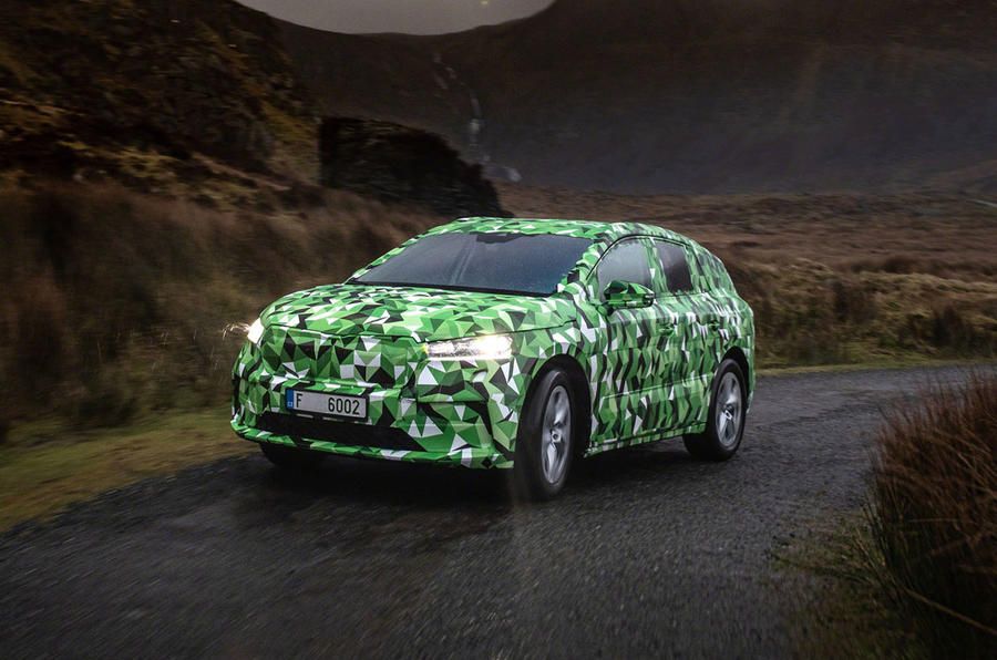 Primeras pruebas del Skoda Enyaq: versiones, autonomía y otros datos del SUV eléctrico checo