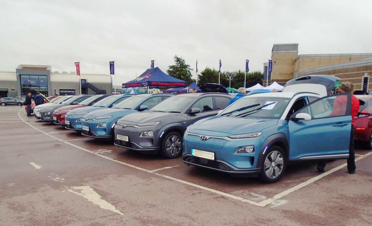 Las ventas de coches eléctricos caen un 58.1% en mayo, y muestran la urgencia del inicio del plan de ayudas