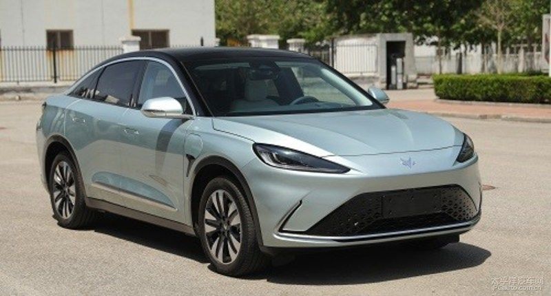 El Arcfox αS se convierte en el coche eléctrico con mayor autonomía de China: 708 kilómetros (NEDC)