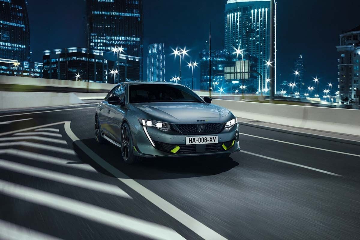 Peugeot 508 PSE: un radical híbrido enchufable con 360 CV de potencia