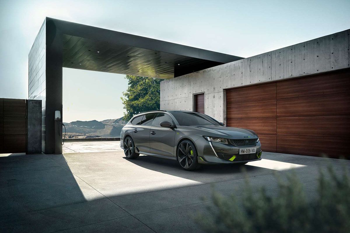 Peugeot presenta su calendario de lanzamientos eléctricos para 2021, confirmando el desembarco del nuevo 308 con versiones electrificadas