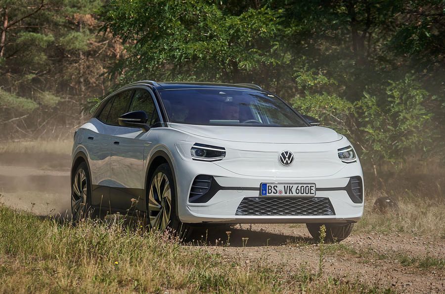 Primeras pruebas del Volkswagen ID.4: versiones, autonomías y mucho más. ¿En qué se diferencia del Skoda Enyaq iV?