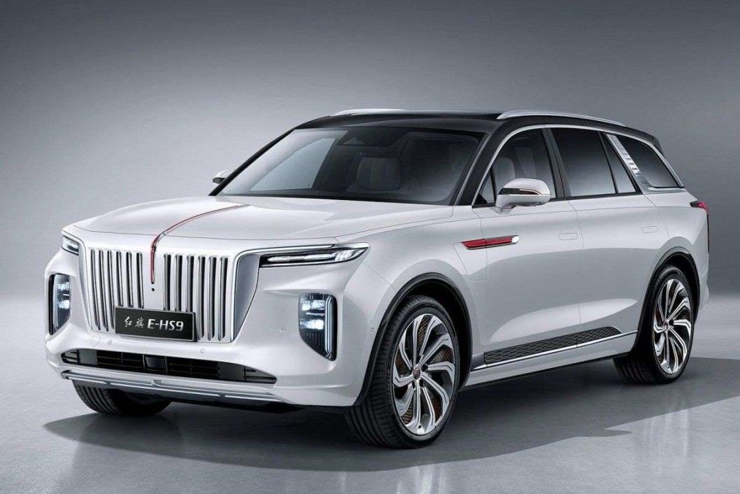 El Hongqi E-HS9 ya está en Europa. Un gigantesco SUV chino con 559 CV y 500 km de autonomía