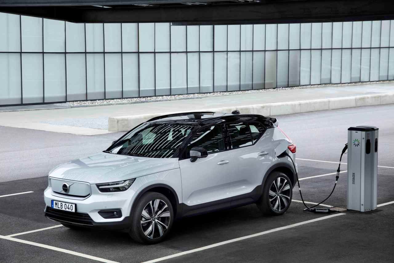 El Volvo XC40 Recharge eléctrico ya tiene precio en España: desde 52.286 euros antes de ayudas