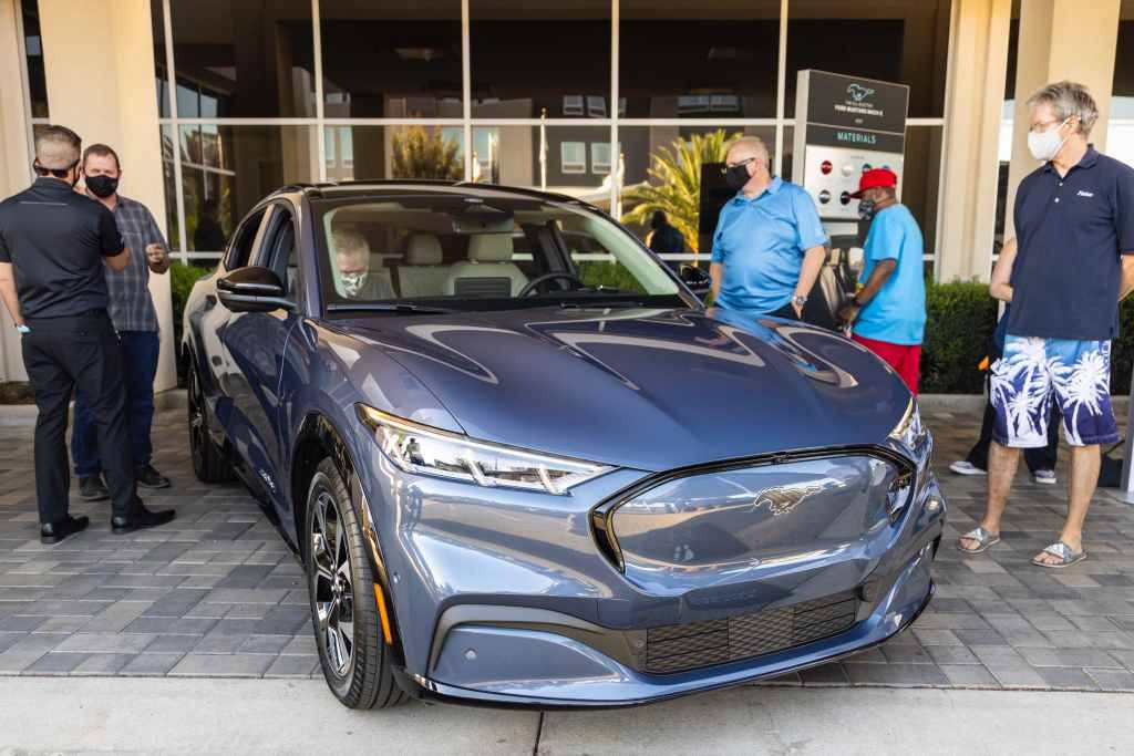 Arranca la distribución del Ford Mustang Mach-e con las primeras unidades de camino a los concesionarios