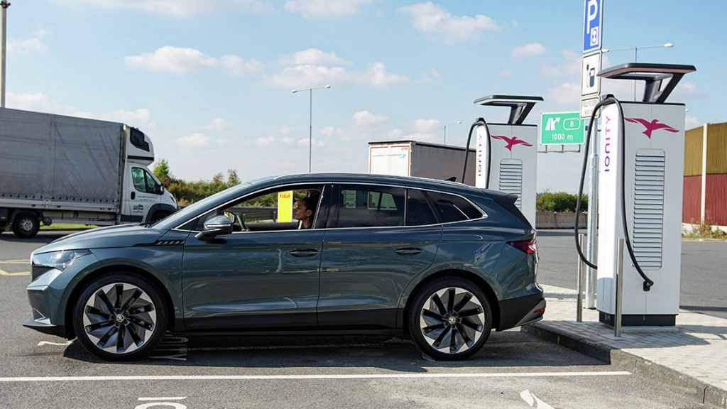 Precios de la recarga rápida de coches eléctricos en España: agosto 2021