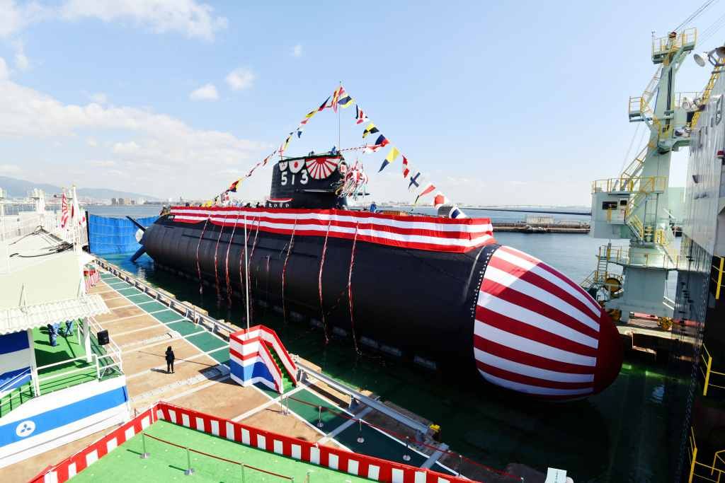 Japón lanza su primer submarino dotado de baterías de litio